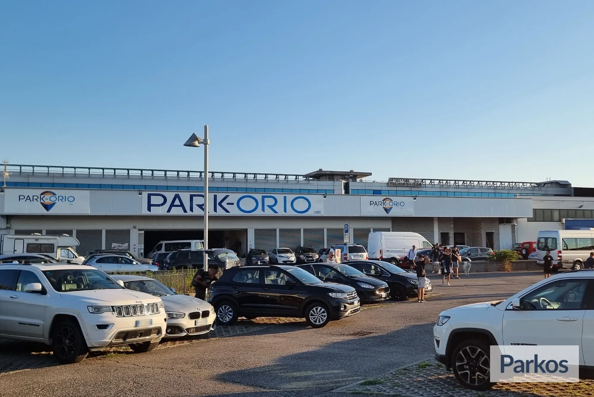 Park-Orio (Paga online o in parcheggio) - Parking Bergame Orio al Serio - picture 1